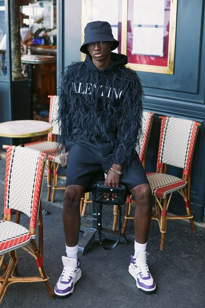 Look 32